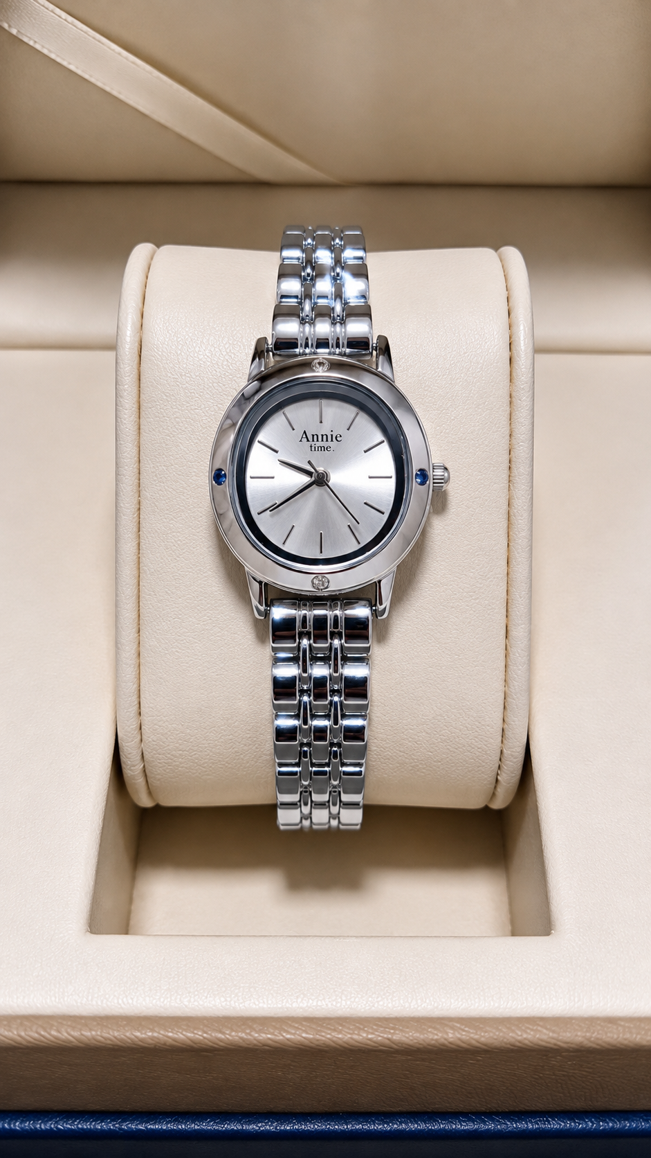 Women's Silver Bracelet Watch with Blue Accent – Elevate Your Style