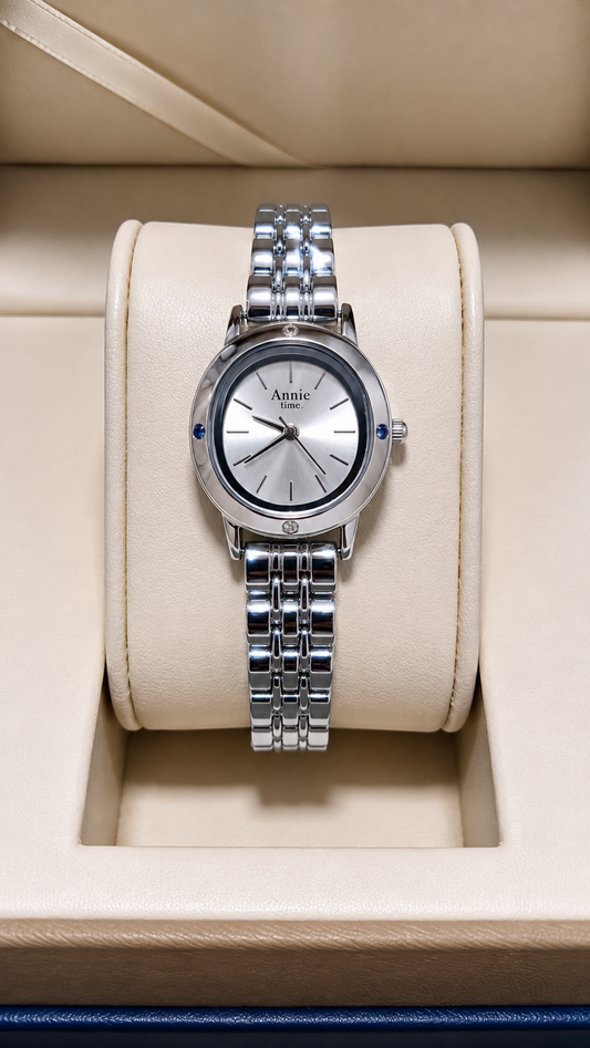 Women's Silver Bracelet Watch with Blue Accent – Elevate Your Style