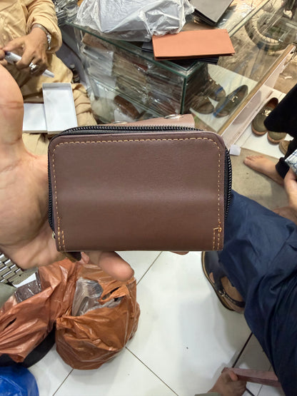 Bovi's Brown Two-Tone Accordion Card Wallet front closed view showing dual snap buttons and tan leather panel