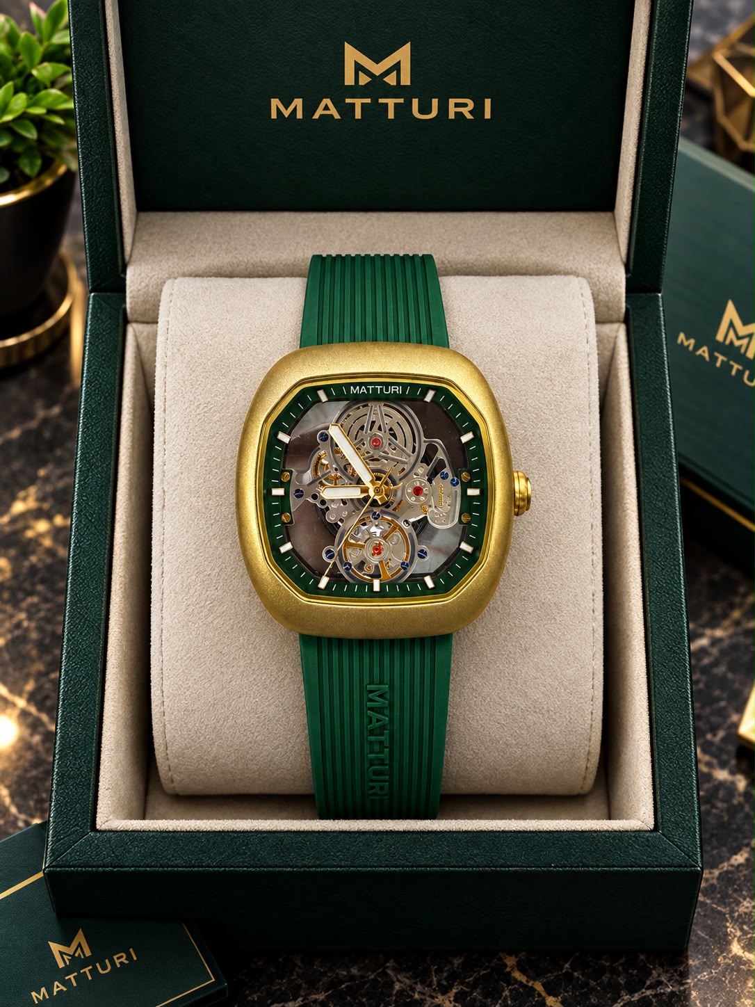 Stylish and Sleek Transparent Watch for Effortless Elegance