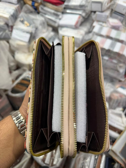 Teddy Bear Zipper Wallet interior view